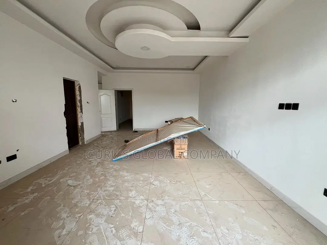 5bdrm Duplex in Jabi for sale