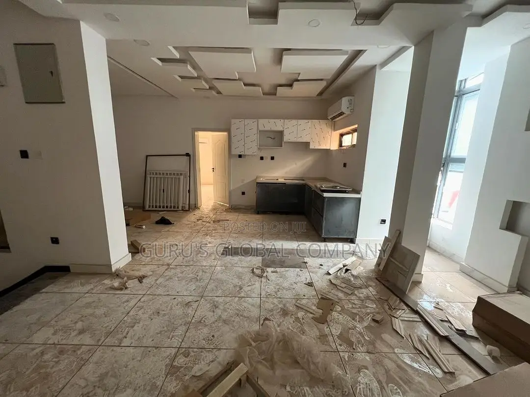 5bdrm Duplex in Jabi for sale