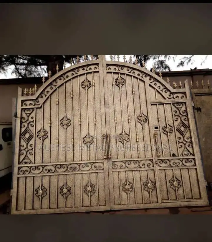 Professional Design Gate