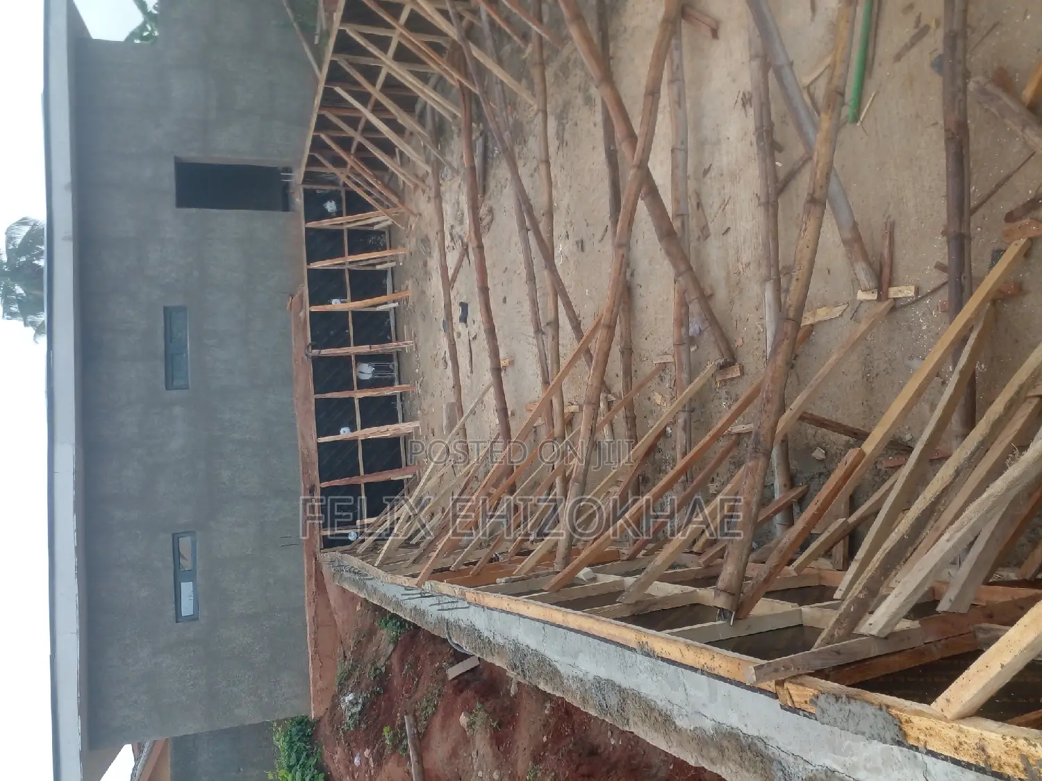 Swimming Pools Builder, Plumber and Maintenance Technician