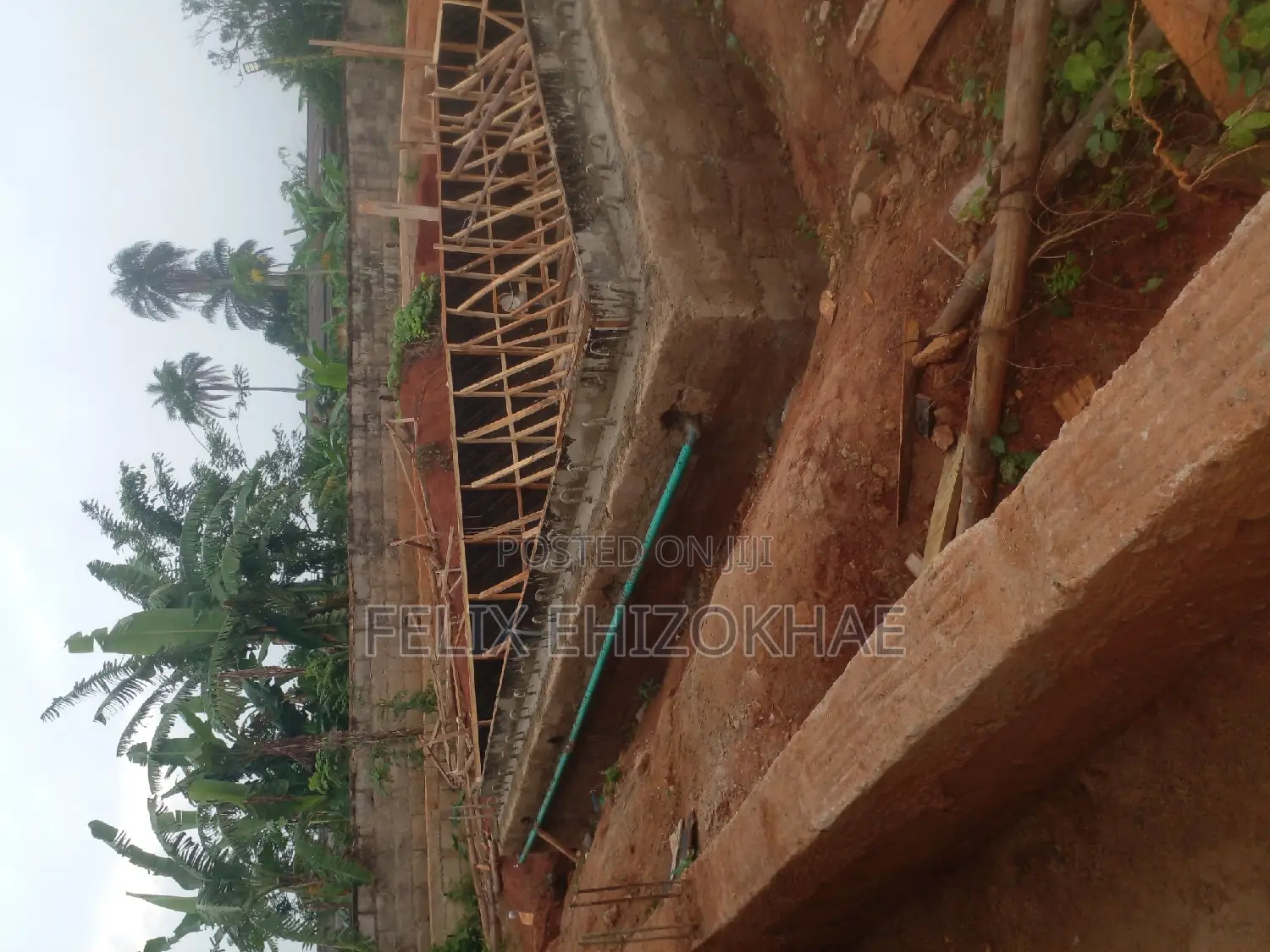 Swimming Pools Builder, Plumber and Maintenance Technician