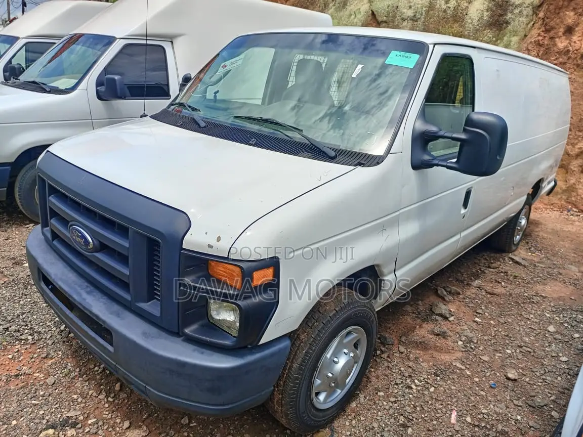 Ford E250 2013 White