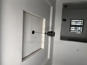 2bdrm Block of Flats in Ushafa for rent
