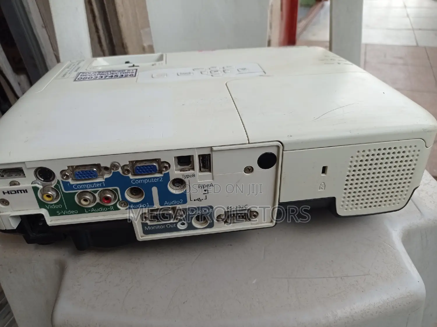 4000 Lumens Epson Projector