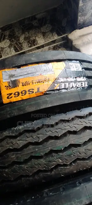 215/75/17 Teraflex Tire
