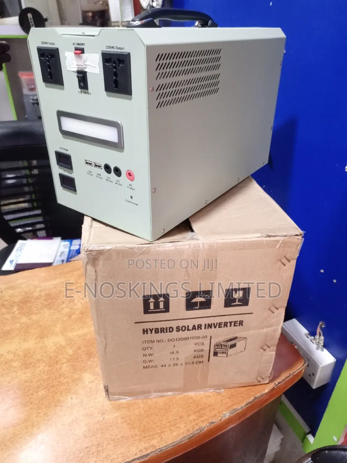 1000watts Solar Generator With the Solar Panel