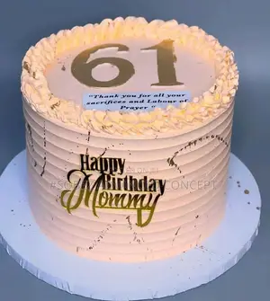 Strawberry Flavoured Cake 