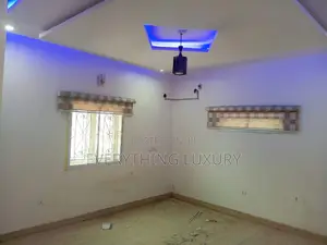 3bdrm Penthouse in Ushafa for rent