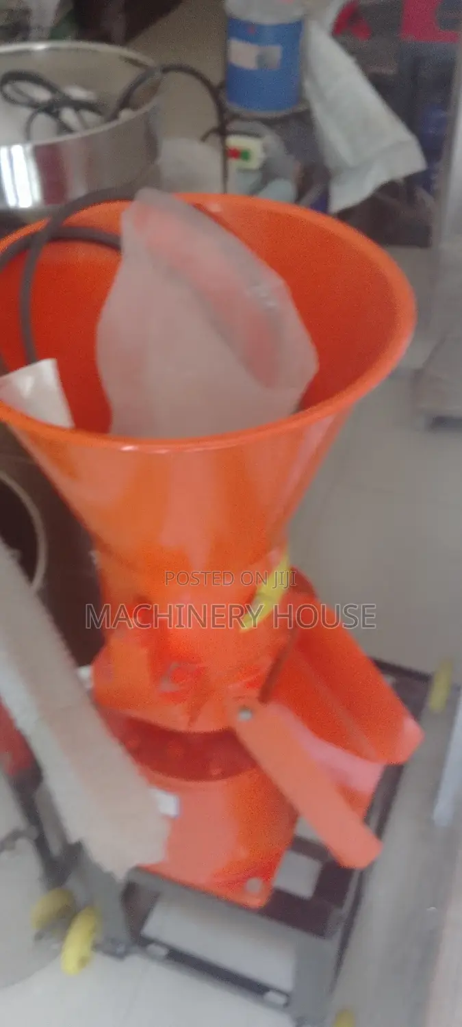 Feed Pelletizer
