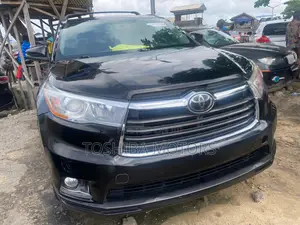 Toyota Highlander 2015 Black