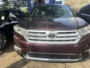 Toyota Highlander Limited 3.5l 4WD 2013 Burgundy