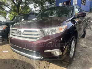 Toyota Highlander Limited 3.5l 4WD 2013 Burgundy