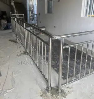 Stainless Line Rails Silver