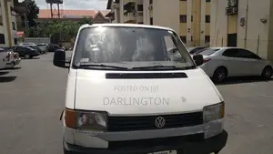 Volkswagen Transporter 1995 White