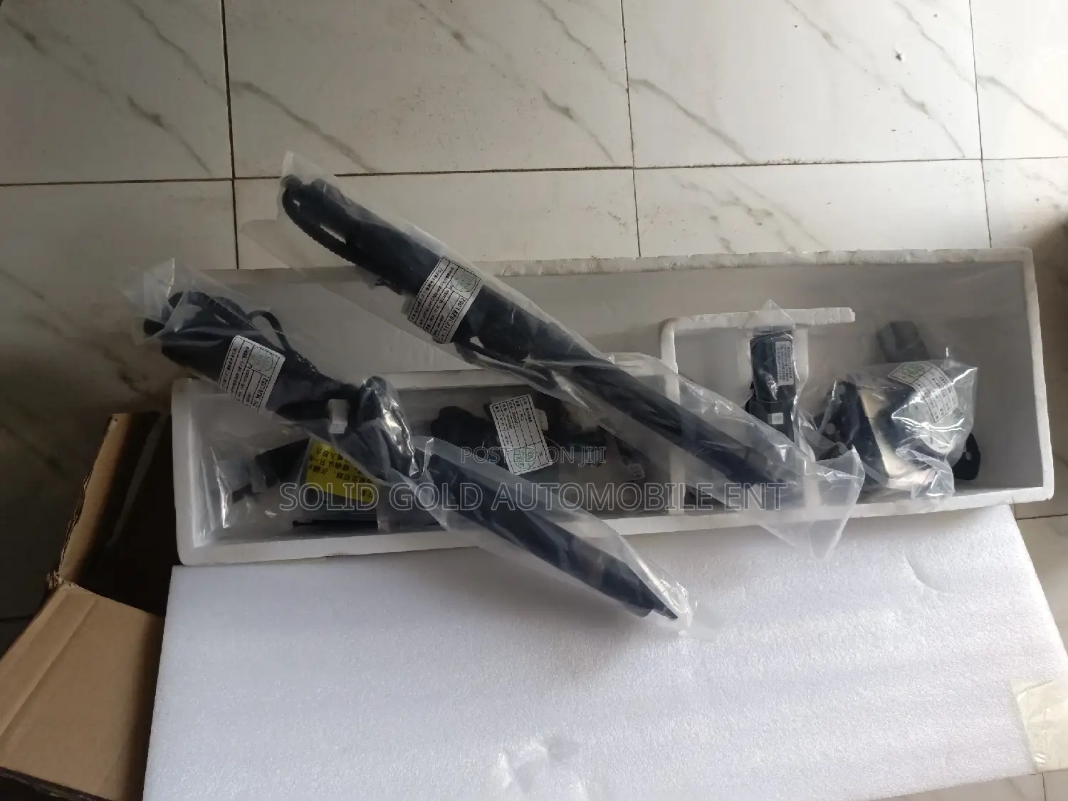 Automatic Tailgate Lifter /Booth Shock Landcruiser 2018 in Lekki ...