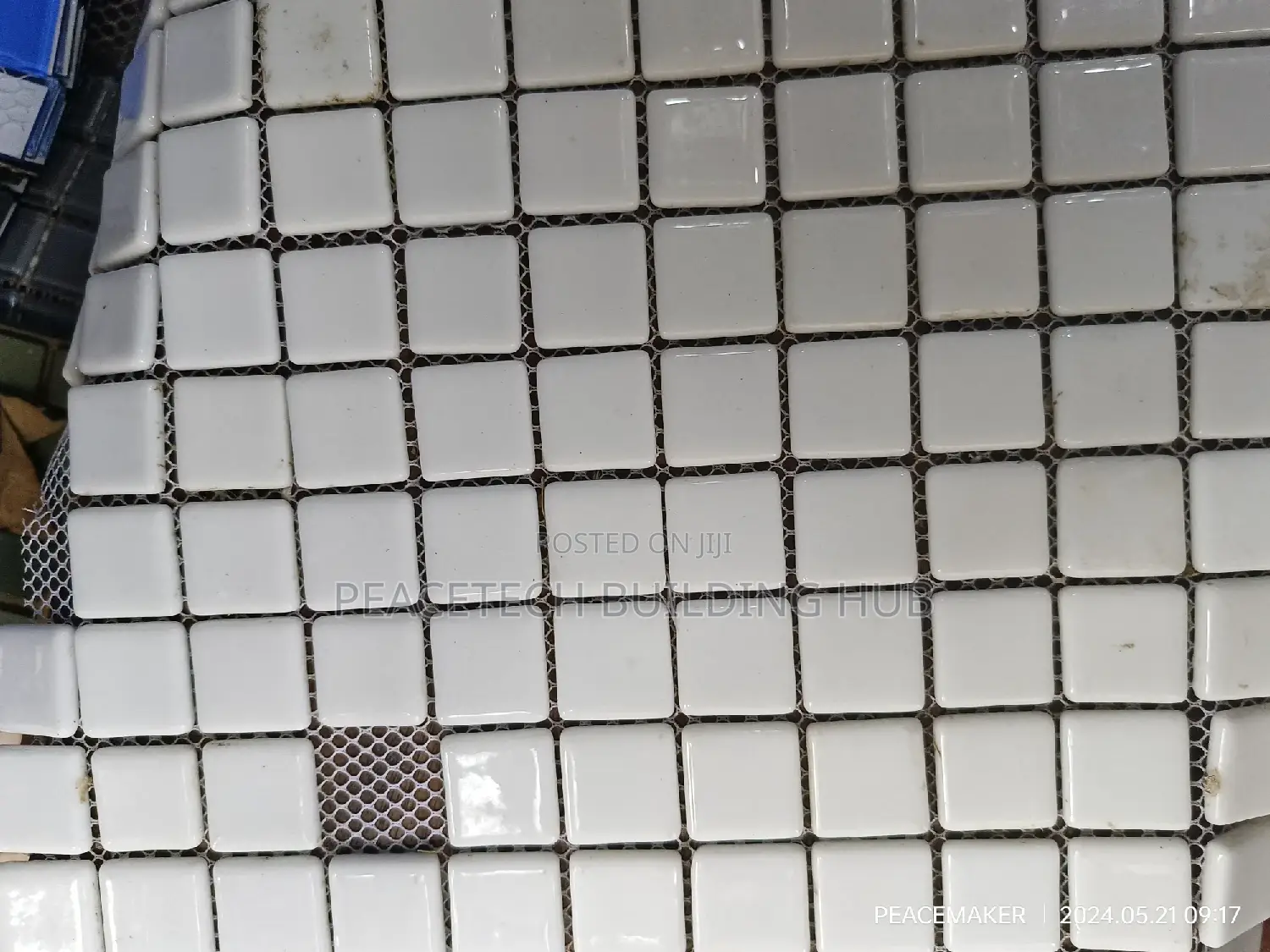 Quality White Mosaic Crystal