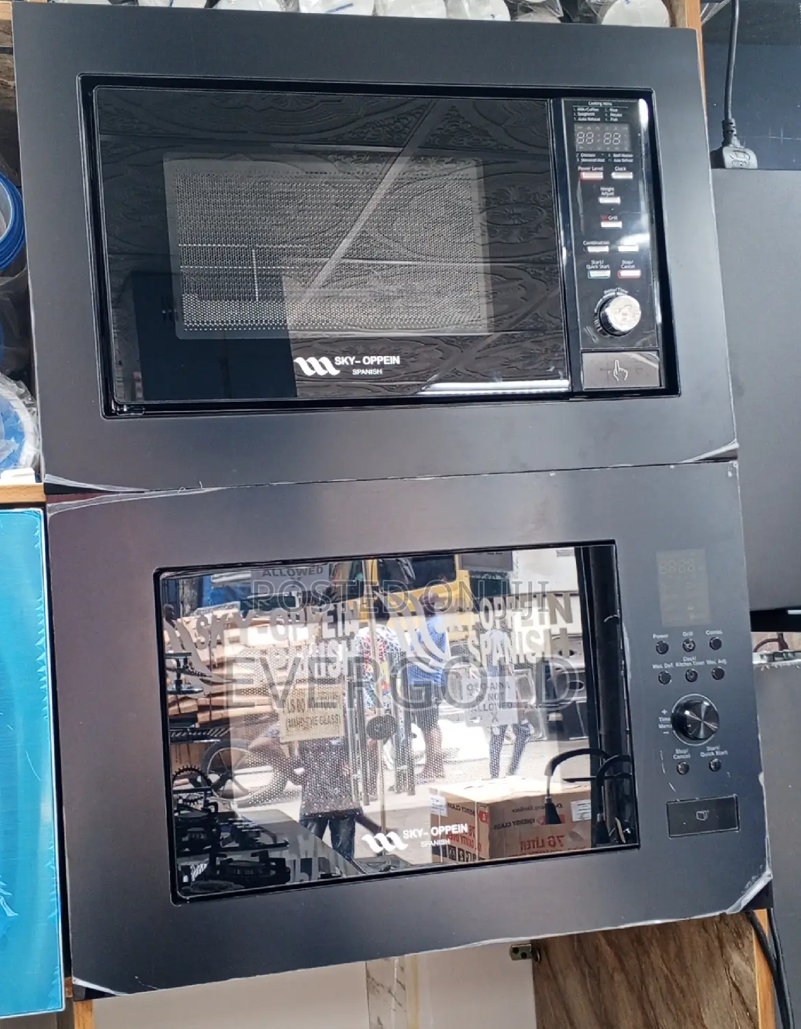 Black in Built 25 Liter Microwave Available With Warranty