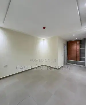 1bdrm Condo in Phase 1 for rent