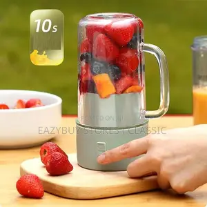 Powerful Rechargeable Juicer/Smoothie