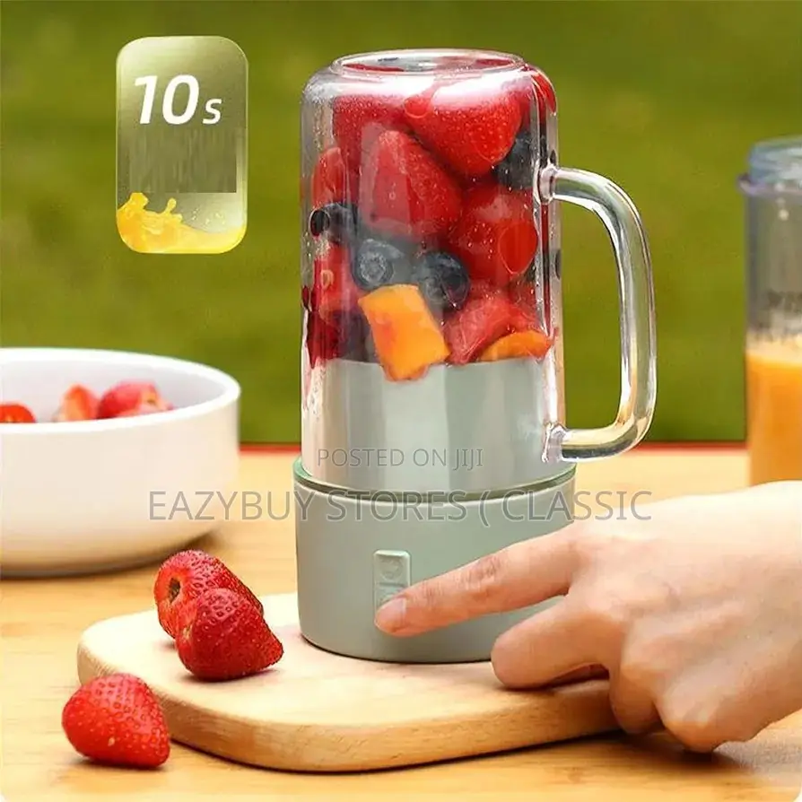 Powerful Rechargeable Juicer/Smoothie