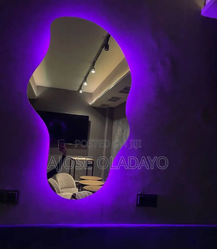 Irregular Mirror Design