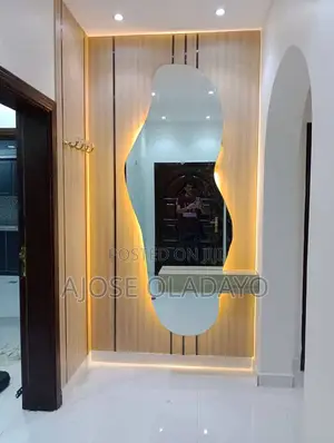 Irregular Mirror Design