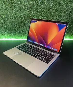 Laptop Apple MacBook Pro 8GB Intel Core i5 SSD 256GB