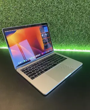 Laptop Apple MacBook Pro 8GB Intel Core i5 SSD 256GB