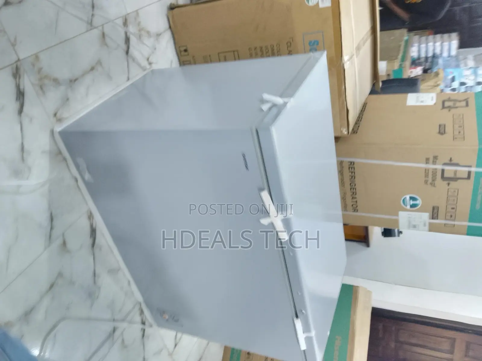 Best Price - Hisense 300 Litres Chest Freezer.