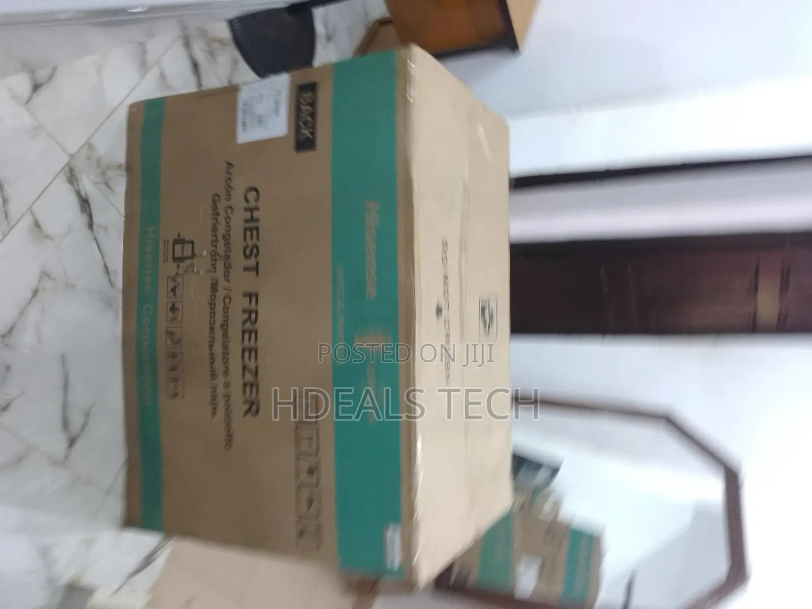 Best Price - Hisense 300 Litres Chest Freezer.