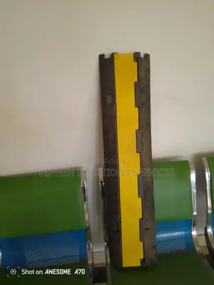 Heavy Duty Rubber Speed Hump Cable Cover