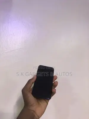 Apple iPhone X 64 GB Black