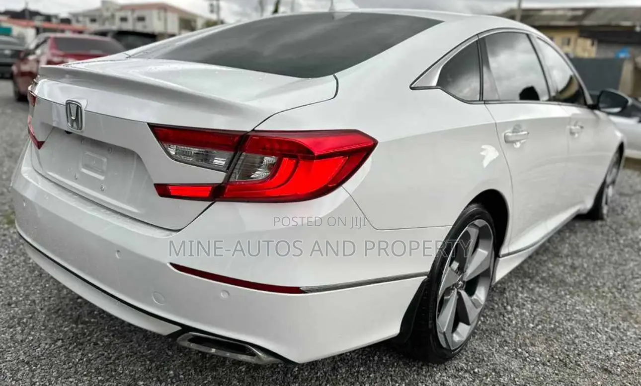 Honda Accord 2019 White