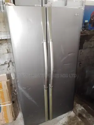 Side by Side Fridge and Freezer