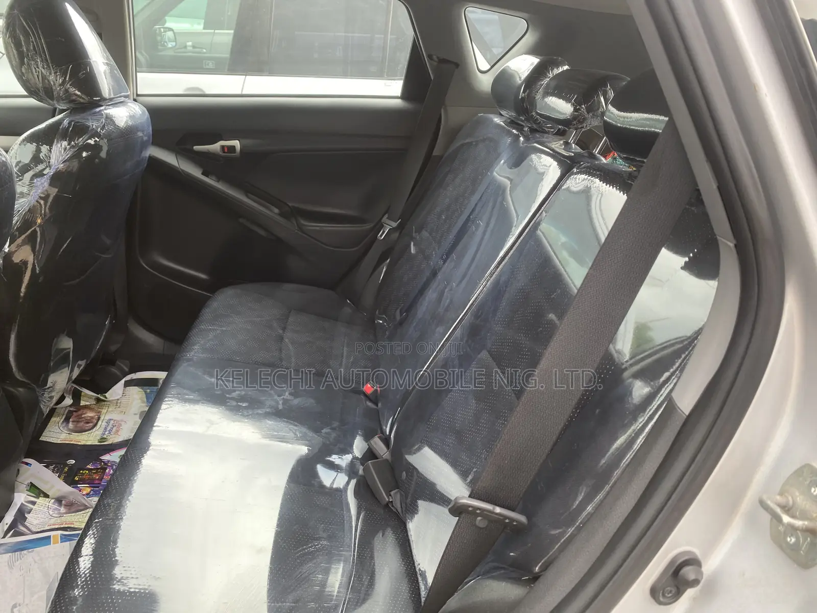 Pontiac Vibe 2010 Silver
