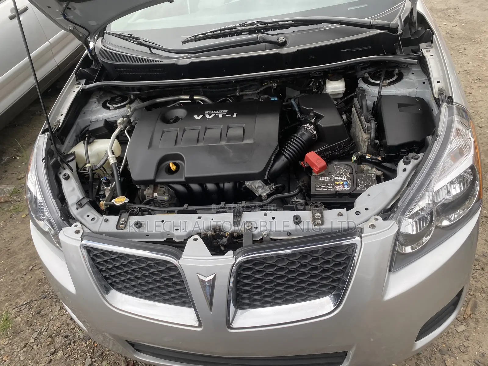 Pontiac Vibe 2010 Silver