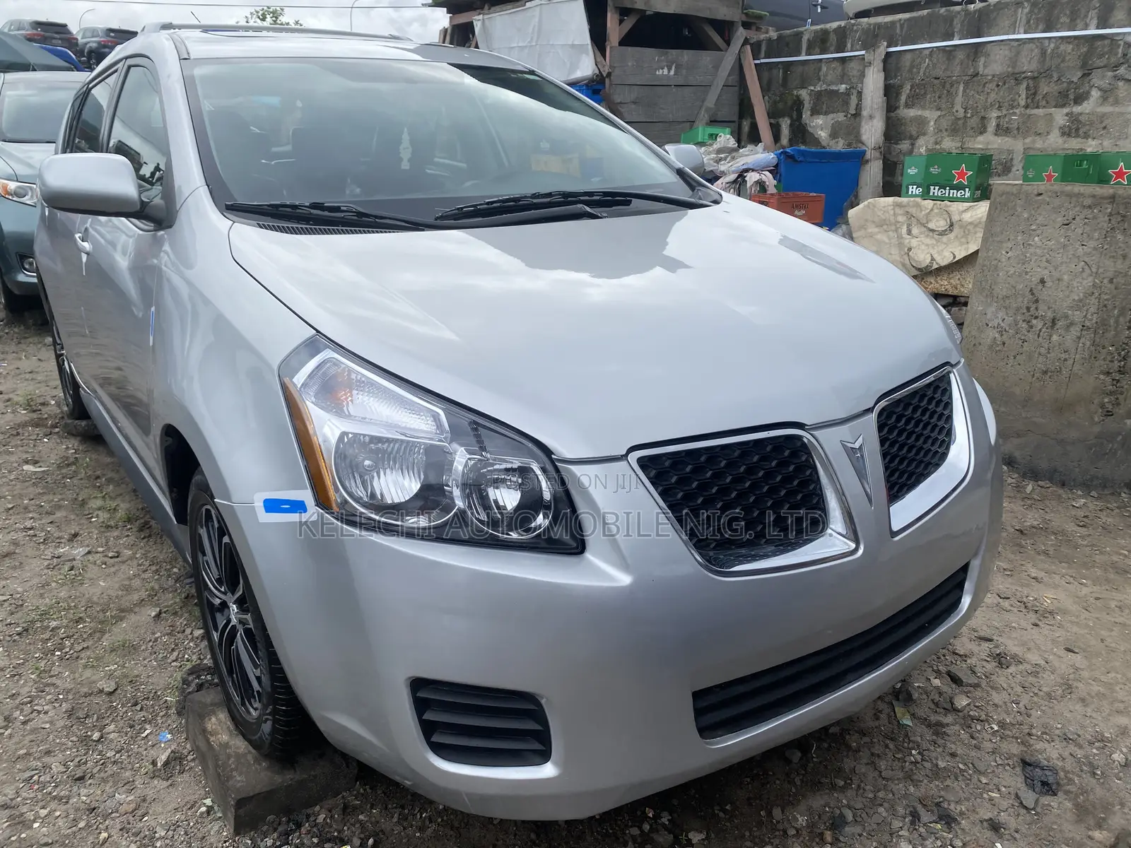 Pontiac Vibe 2010 Silver
