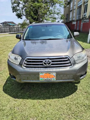 Toyota Highlander Limited 2010 Green