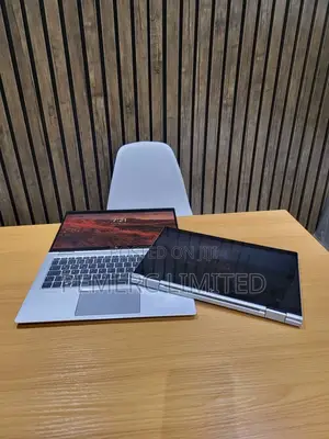 Laptop HP EliteBook 1030 16GB Intel Core i7 SSD 256GB