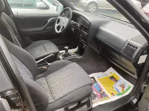 Volkswagen Passat 2001 Black