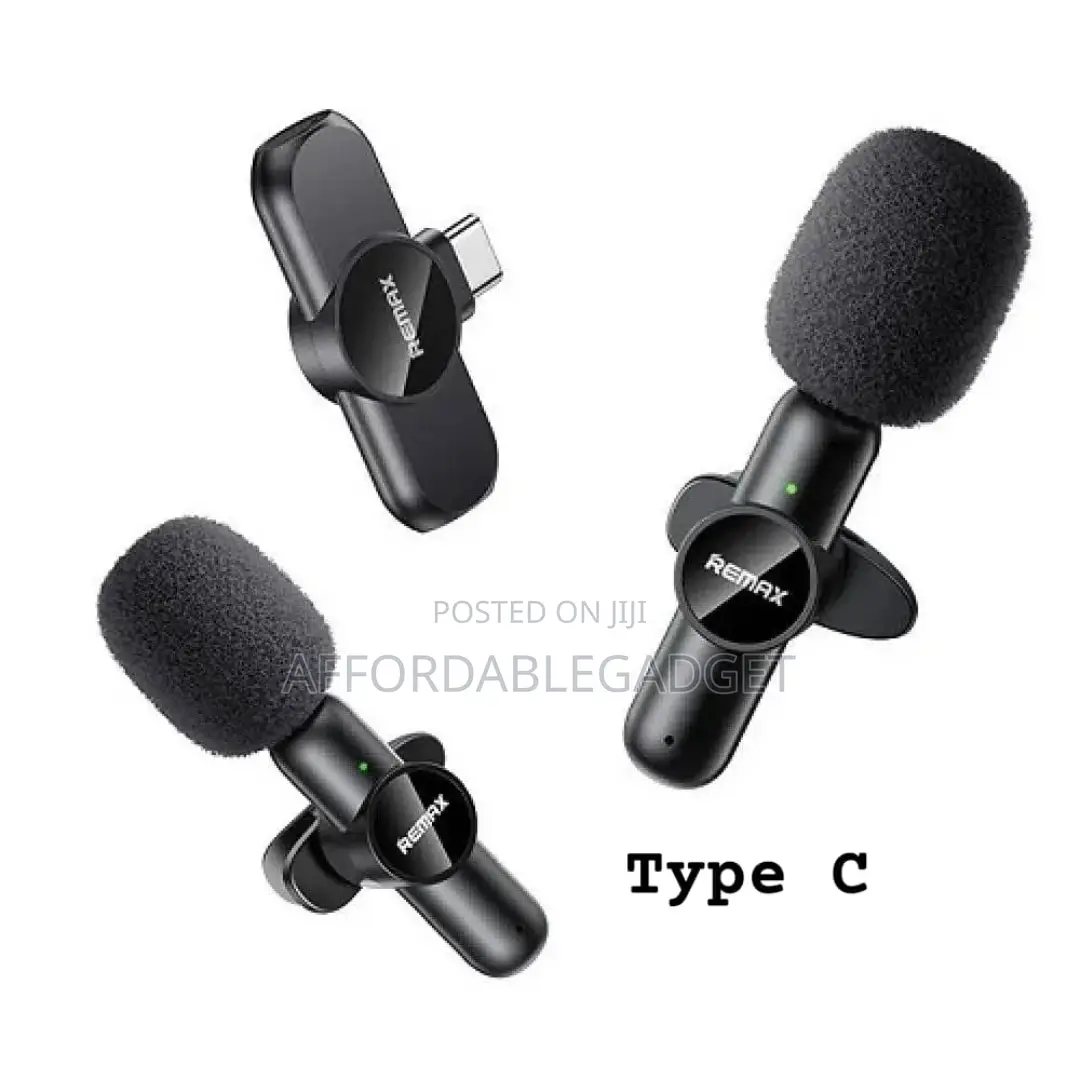 Noice Cancelling Wireless Lapel Mic