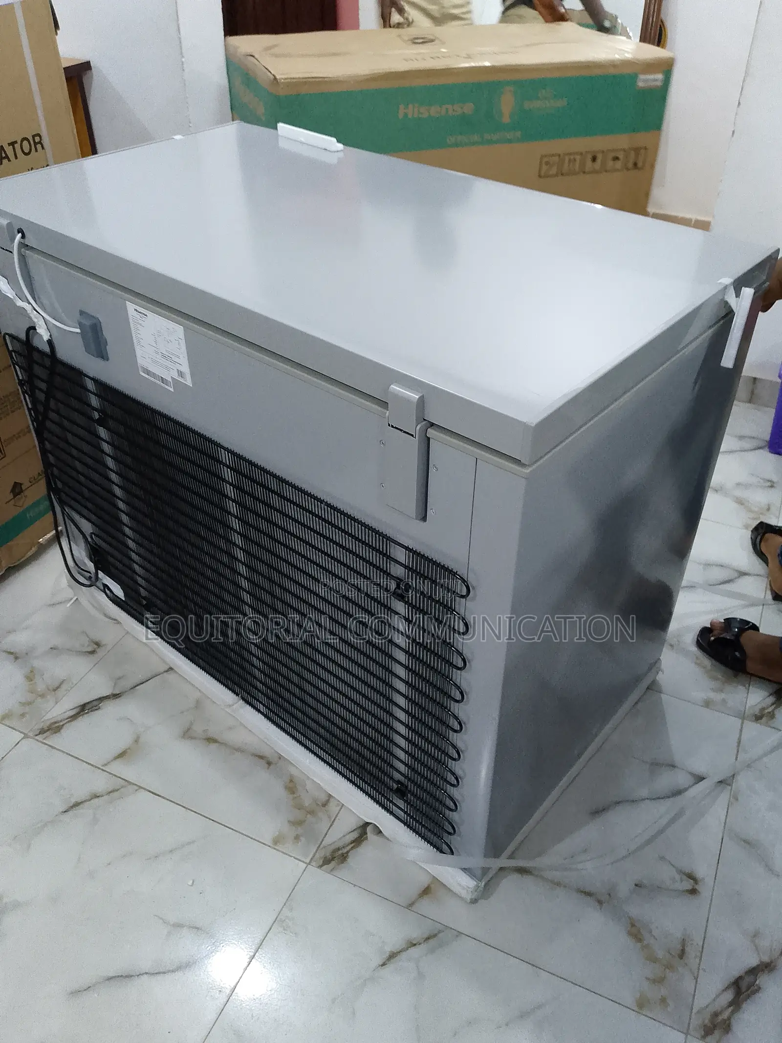 Originall Hisense Chest Freezer Silver