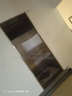 Hotel Lift