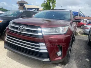 Toyota Highlander 2015 Red