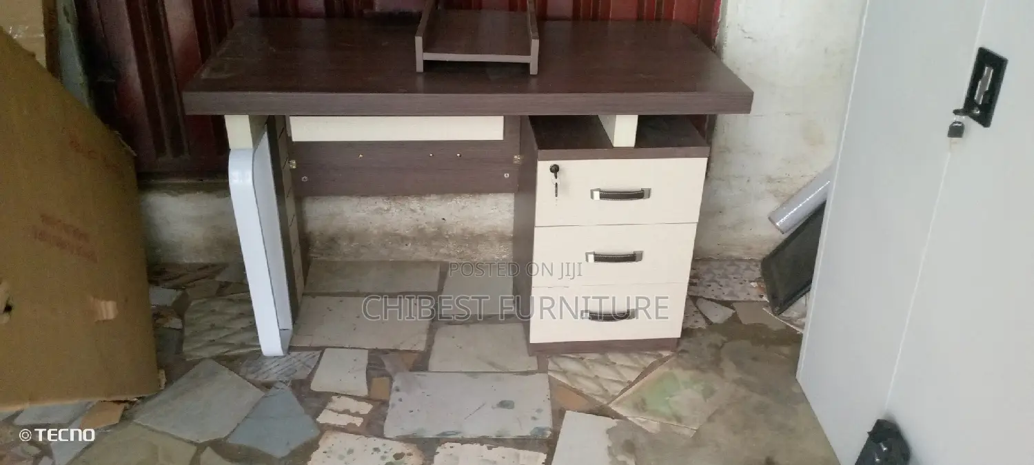 Standard Executive Table for Office
