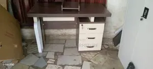 Standard Executive Table for Office