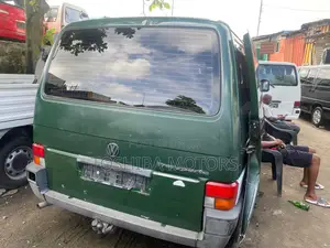 Volkswagen Transporter 2003 Grey