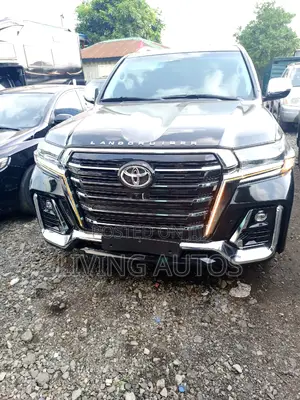 Toyota Land Cruiser 4.5 V8 GXR 2011 Black