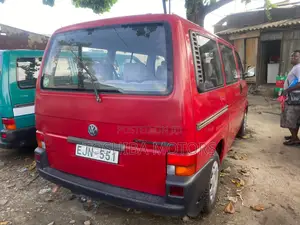 Volkswagen Transporter 2003 Red