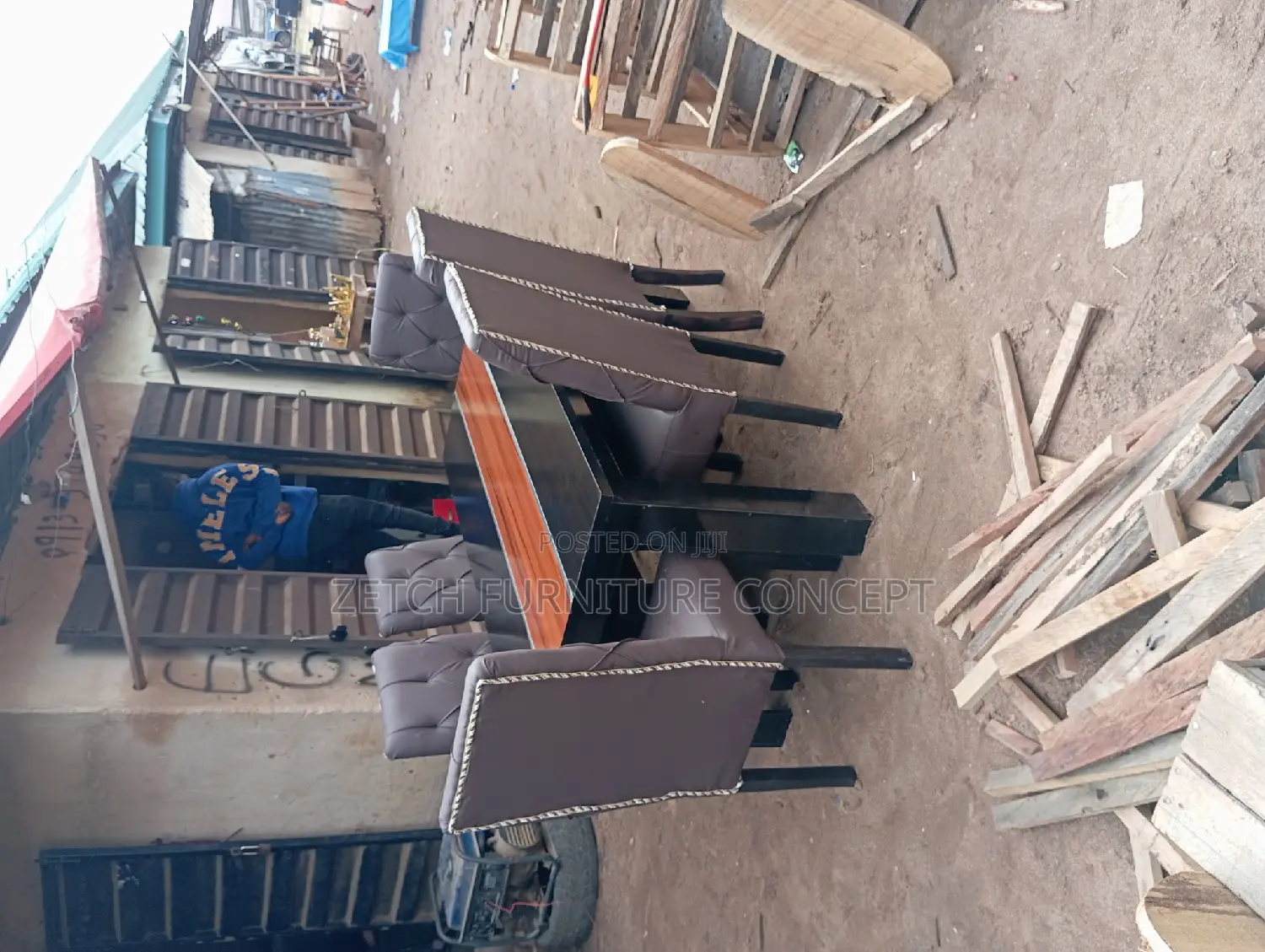 Standard 6 Seaters Dining Set